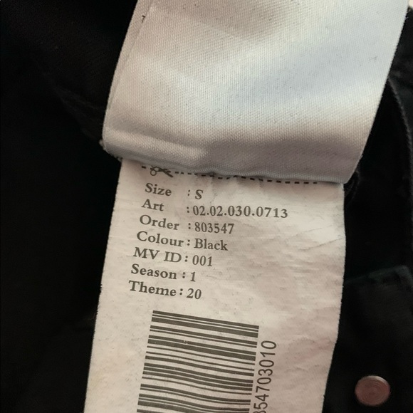 FB Sister Push Up Jean Shorts - Picture 5 of 5